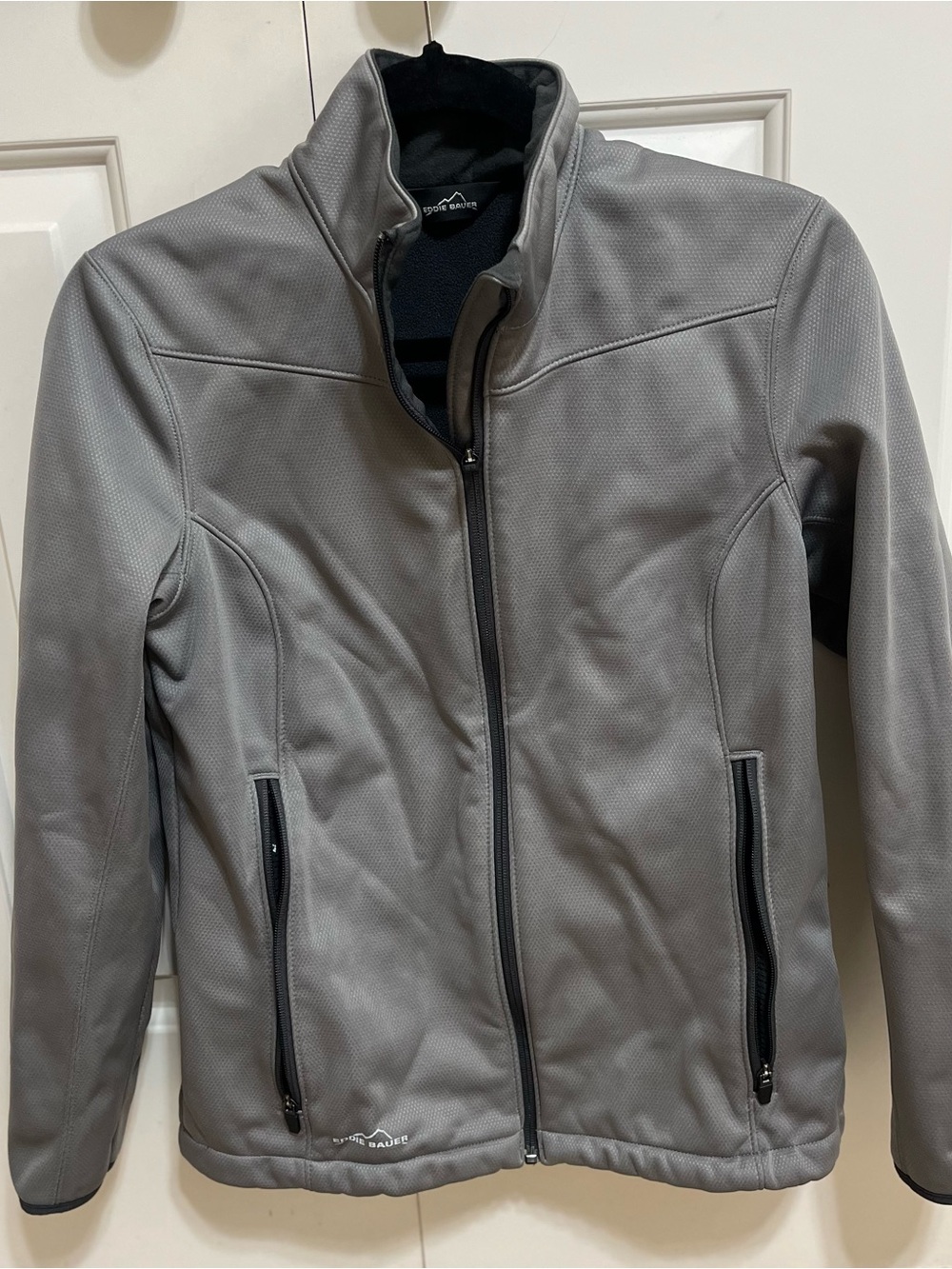 Eddie Bauer Men's Gray Softshell Jacket - Outdoor Basics-M